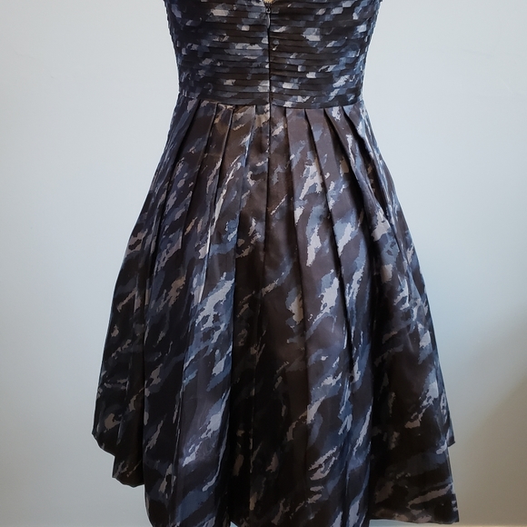 BCBG MaxAzria | Fit And Flare Dress - Picture 4 of 12